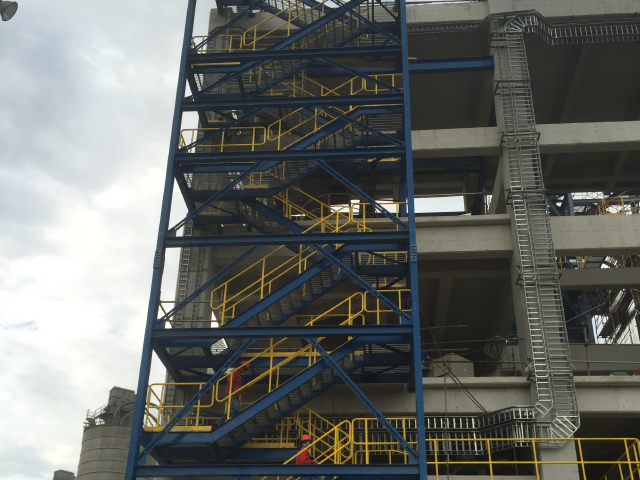 escaleras estructuras metalicas 07