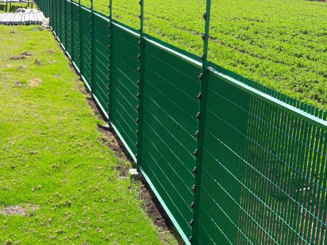 cerramiento-rejillas-metalicas-taesmet-02