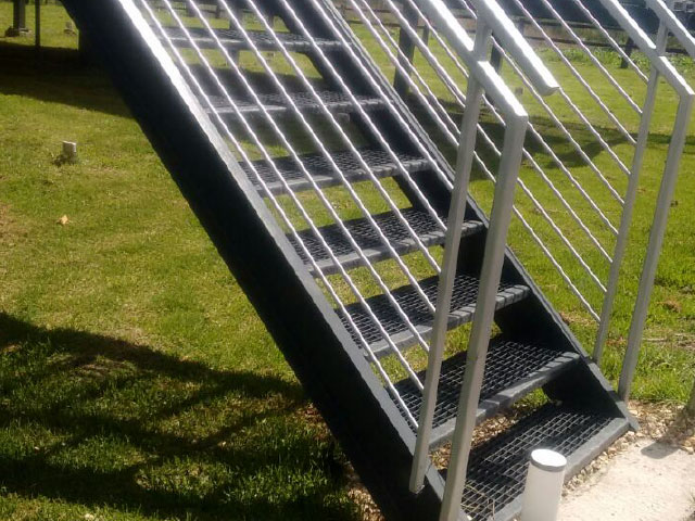 peldanos-de-escalera-metalica-taesmet-07