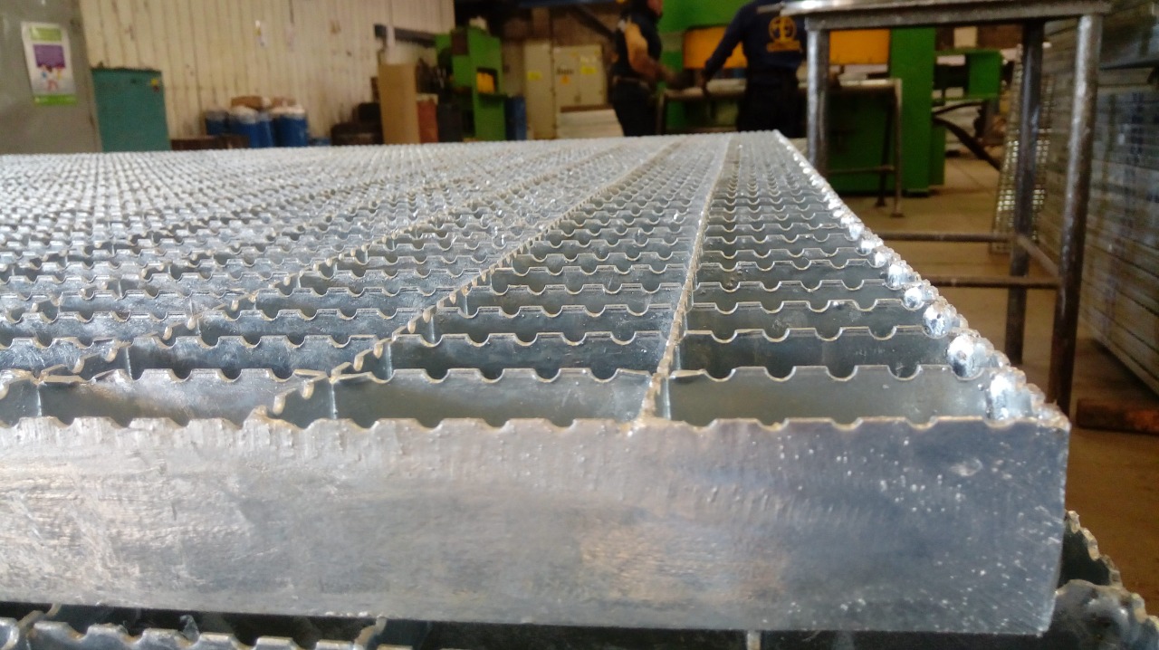 calidad-de-rejillas-metalicas-taesmet-05