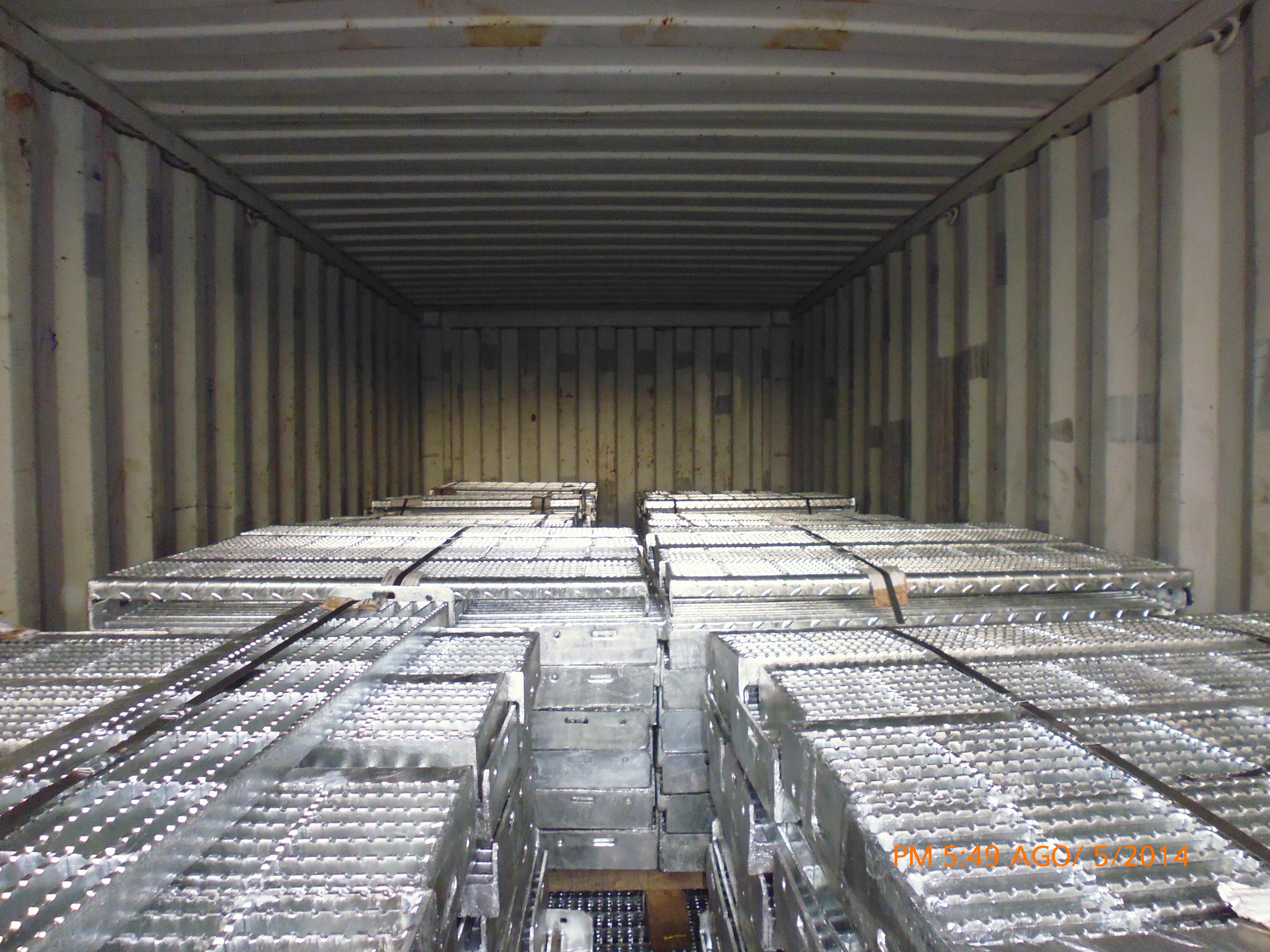 despachos-rejillas-metalicas-taesmet-02